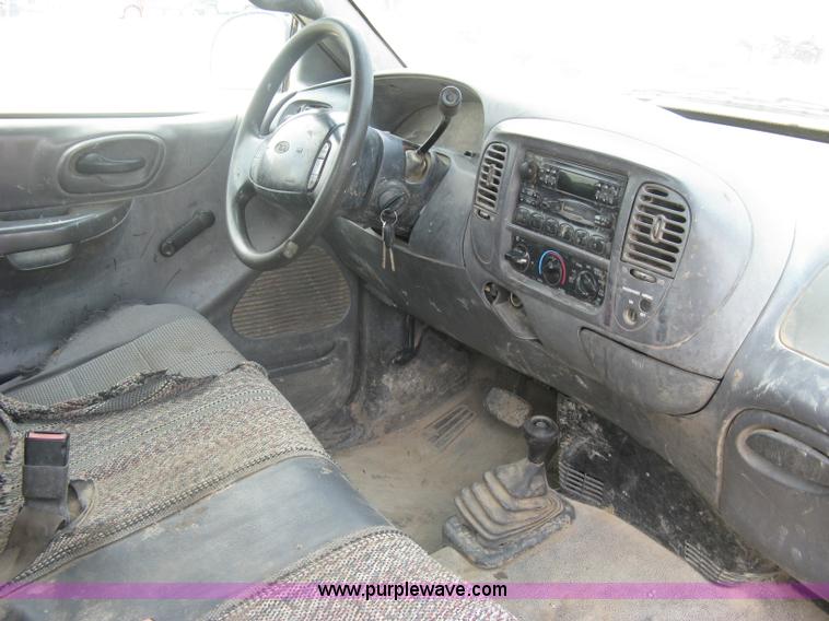 image for item A6316 2002 Ford F150 XL extended cab pickup truck