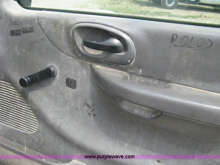 image for item A6316 2002 Ford F150 XL extended cab pickup truck