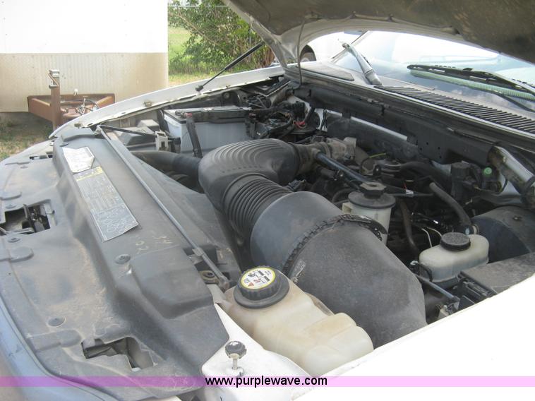 image for item A6316 2002 Ford F150 XL extended cab pickup truck