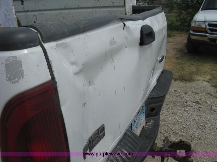 image for item A6316 2002 Ford F150 XL extended cab pickup truck