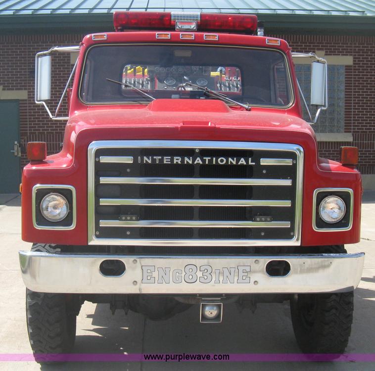 image for item A6450 1981 International 1824 off-road firetruck