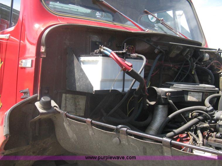 image for item A6450 1981 International 1824 off-road firetruck