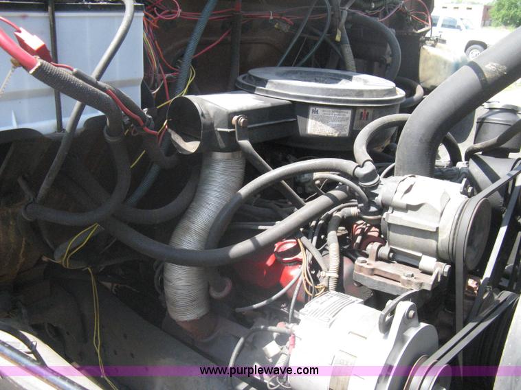 image for item A6450 1981 International 1824 off-road firetruck