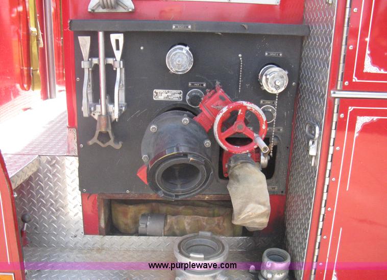 image for item A6450 1981 International 1824 off-road firetruck
