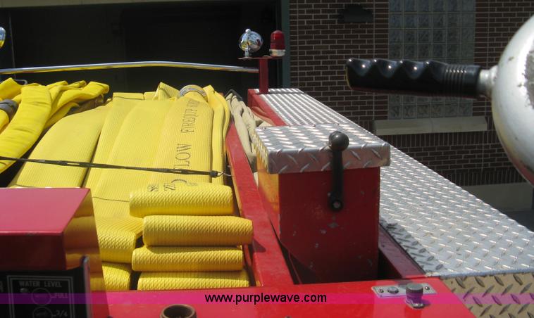 image for item A6450 1981 International 1824 off-road firetruck