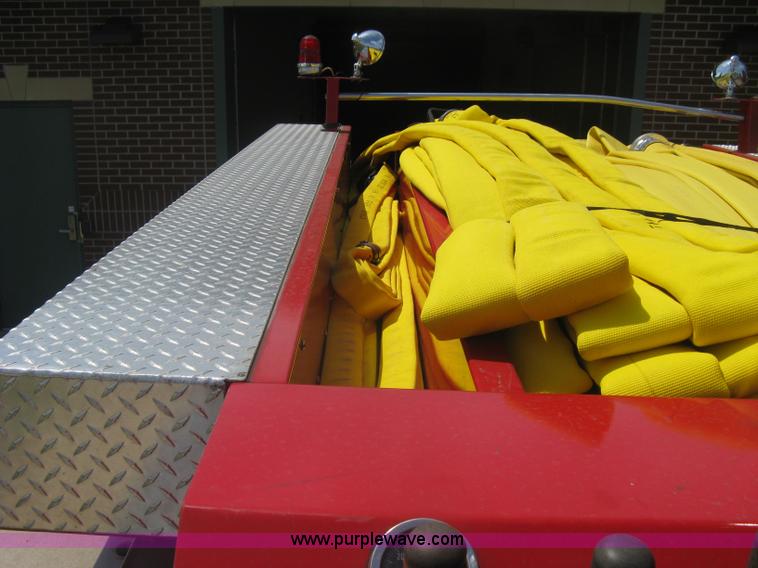 image for item A6450 1981 International 1824 off-road firetruck