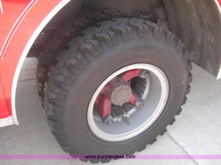 image for item A6450 1981 International 1824 off-road firetruck
