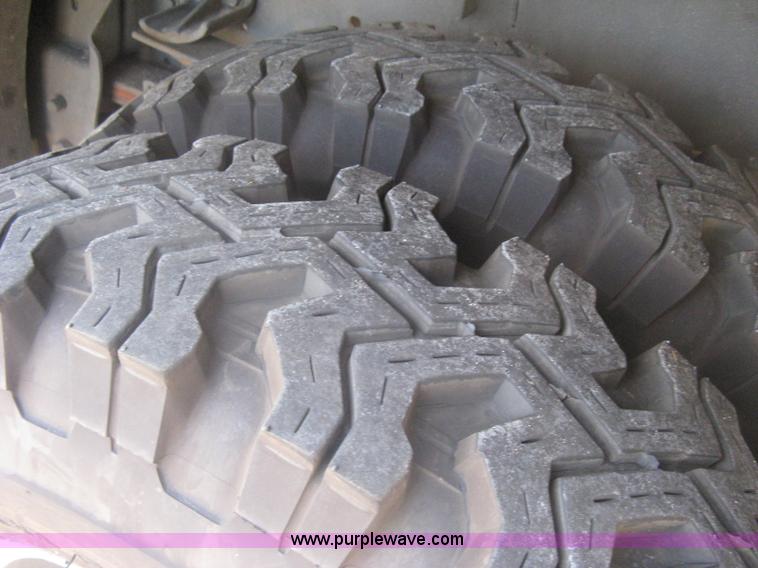 image for item A6450 1981 International 1824 off-road firetruck