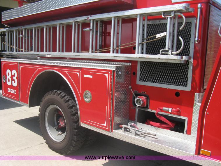 image for item A6450 1981 International 1824 off-road firetruck