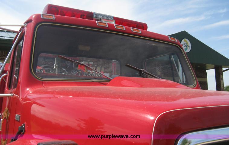 image for item A6450 1981 International 1824 off-road firetruck