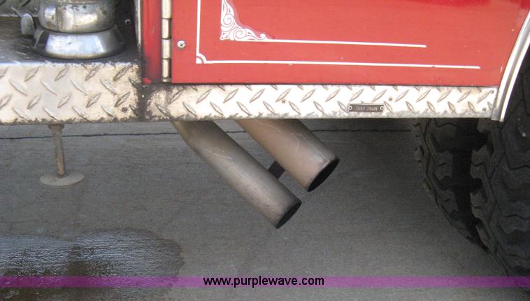 image for item A6450 1981 International 1824 off-road firetruck