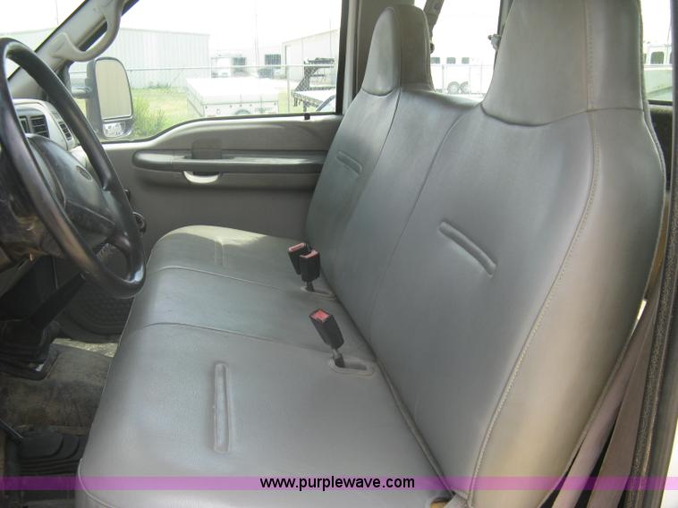 image for item A6451 1999 Ford F250 Super Duty extended cab pickup truck