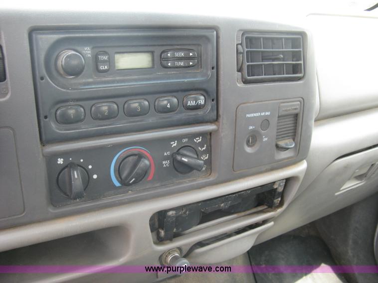 image for item A6451 1999 Ford F250 Super Duty extended cab pickup truck