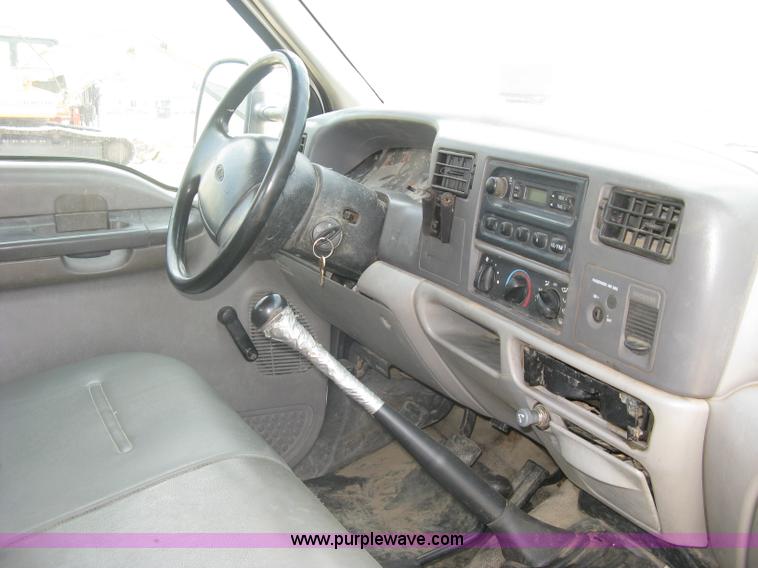 image for item A6451 1999 Ford F250 Super Duty extended cab pickup truck