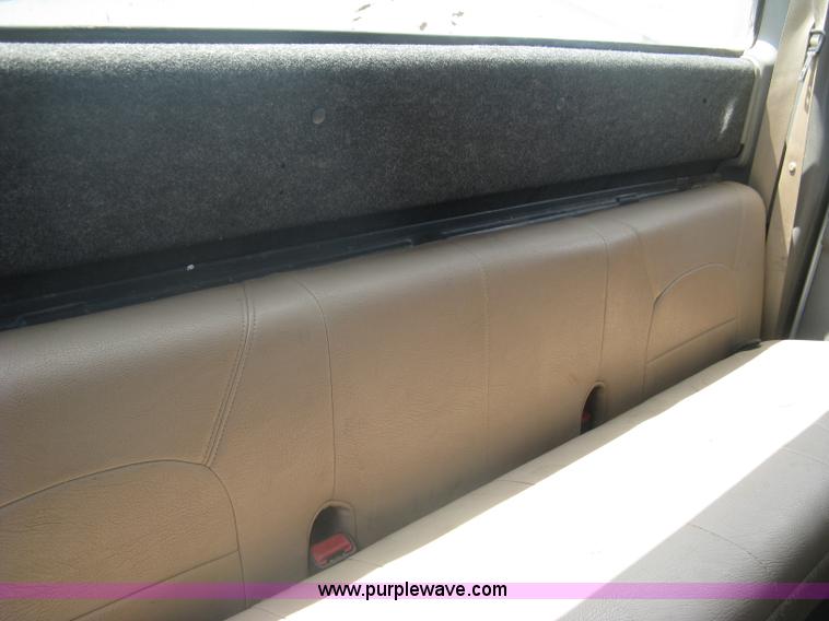 image for item A6451 1999 Ford F250 Super Duty extended cab pickup truck