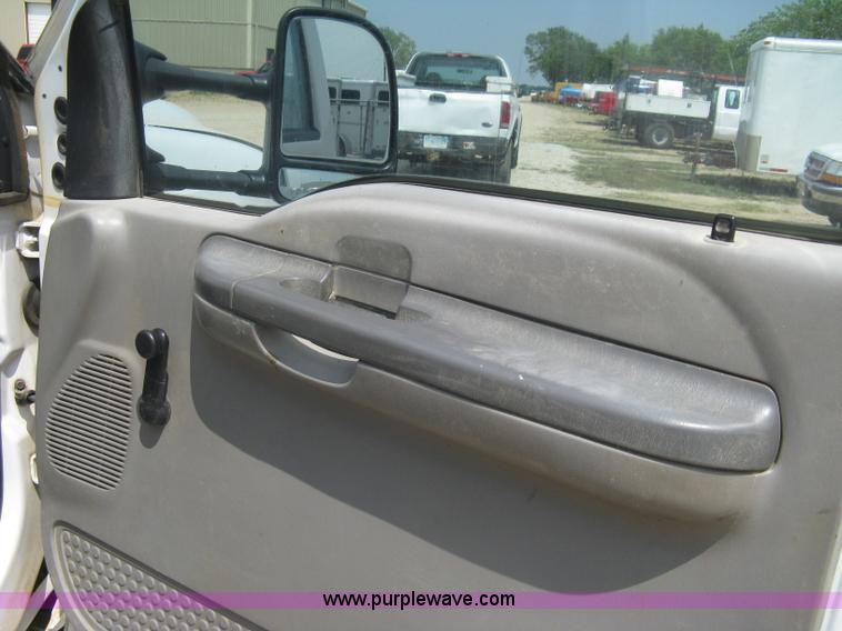 image for item A6451 1999 Ford F250 Super Duty extended cab pickup truck