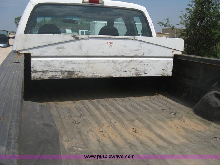image for item A6451 1999 Ford F250 Super Duty extended cab pickup truck