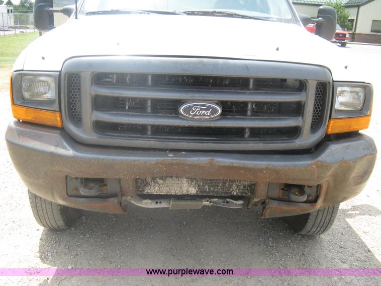 image for item A6451 1999 Ford F250 Super Duty extended cab pickup truck