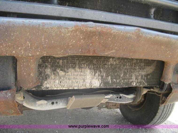 image for item A6451 1999 Ford F250 Super Duty extended cab pickup truck