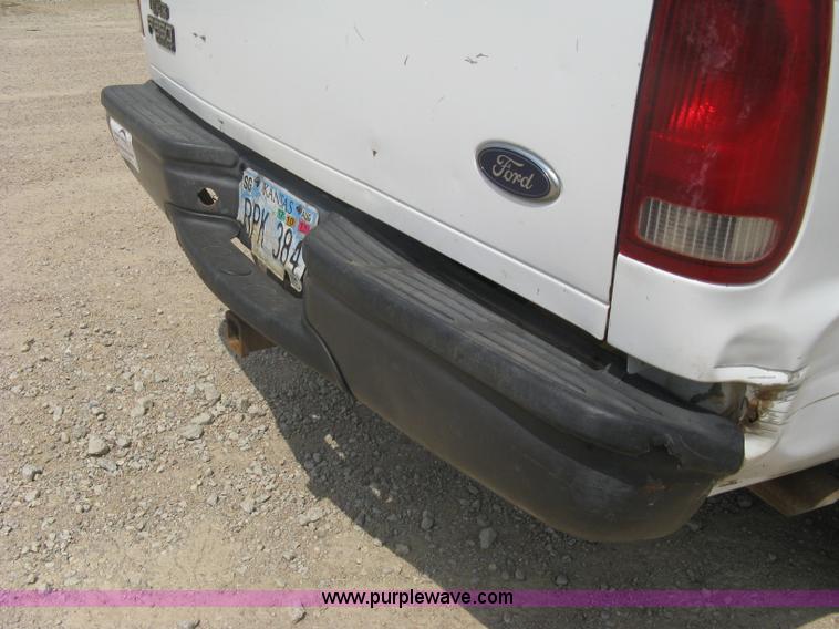 image for item A6451 1999 Ford F250 Super Duty extended cab pickup truck