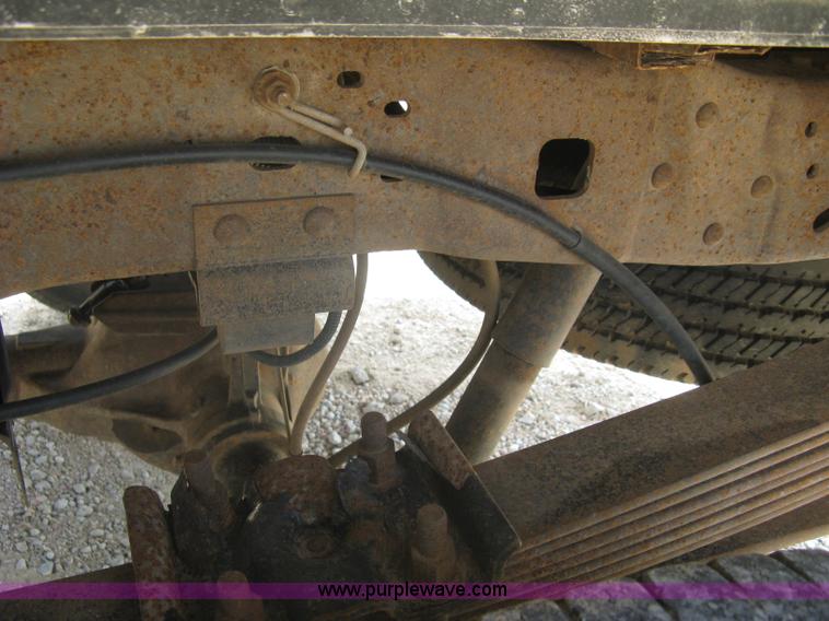 image for item A6451 1999 Ford F250 Super Duty extended cab pickup truck