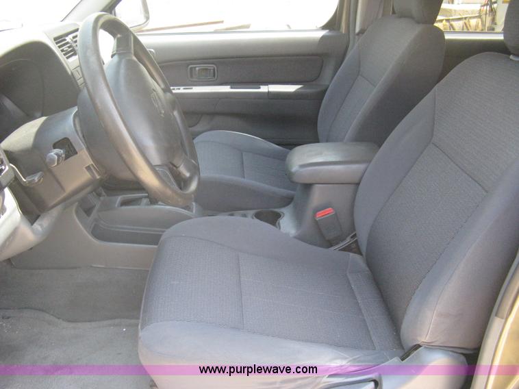 image for item A6459 2001 Nissan Frontier XE crew cab pickup truck