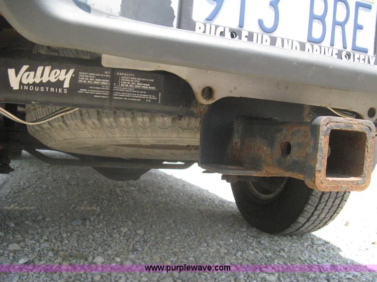 image for item A6459 2001 Nissan Frontier XE crew cab pickup truck