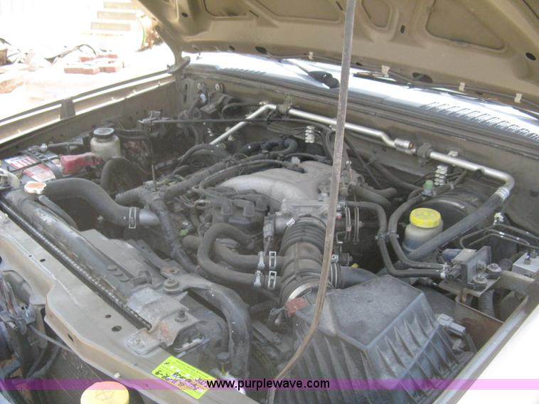 image for item A6459 2001 Nissan Frontier XE crew cab pickup truck