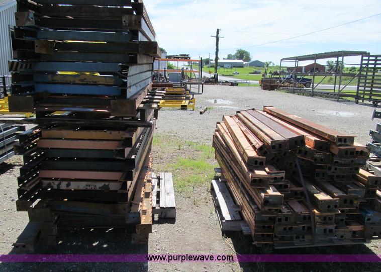 image for item A8338 Pallet racking