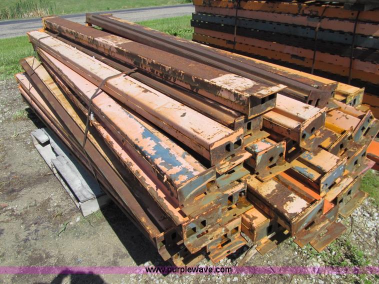 image for item A8338 Pallet racking