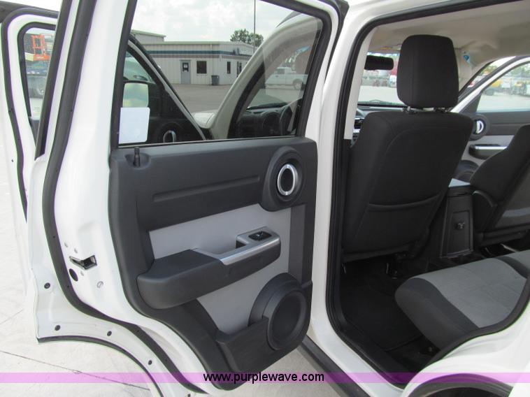 image for item A8410 2008 Dodge Nitro SLT SUV