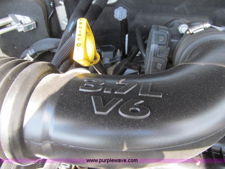 image for item A8410 2008 Dodge Nitro SLT SUV