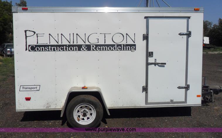 image for item B1318 2009 Haulmark Transport DLX trailer