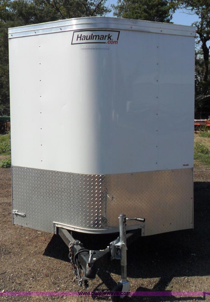 image for item B1318 2009 Haulmark Transport DLX trailer