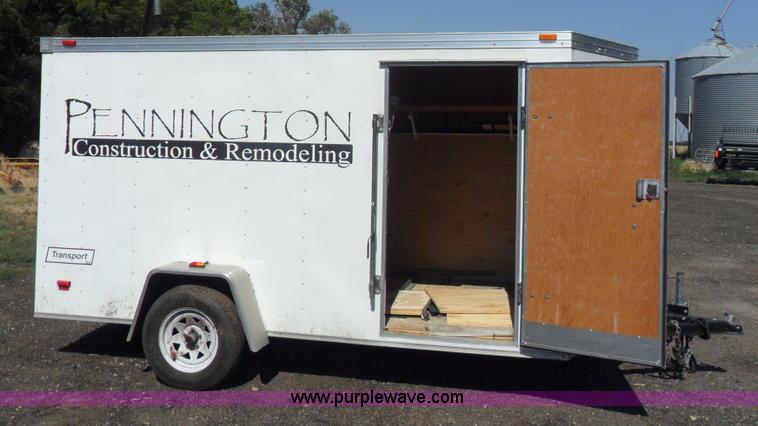 image for item B1318 2009 Haulmark Transport DLX trailer