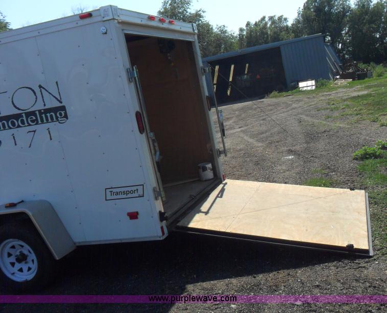 image for item B1318 2009 Haulmark Transport DLX trailer