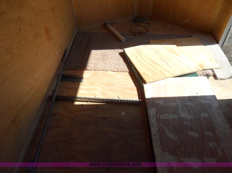 image for item B1318 2009 Haulmark Transport DLX trailer