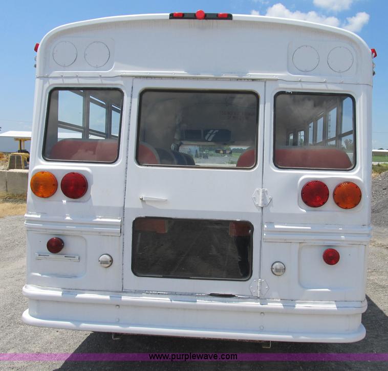 image for item B2739 1989 Ford 350 Econoline school bus