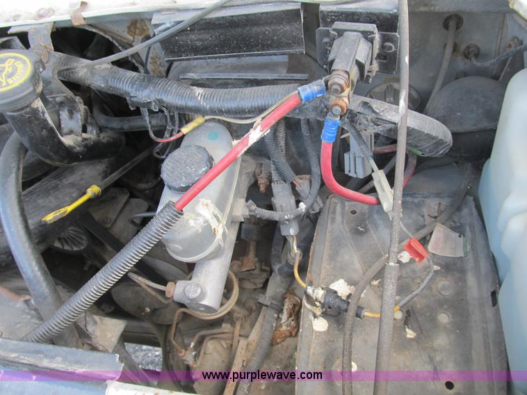 image for item B2739 1989 Ford 350 Econoline school bus