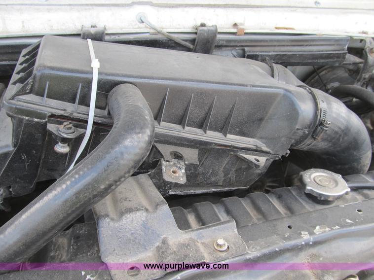 image for item B2739 1989 Ford 350 Econoline school bus