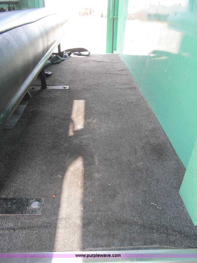 image for item B2740 1995 Ford F800 extended cab utility transport truck