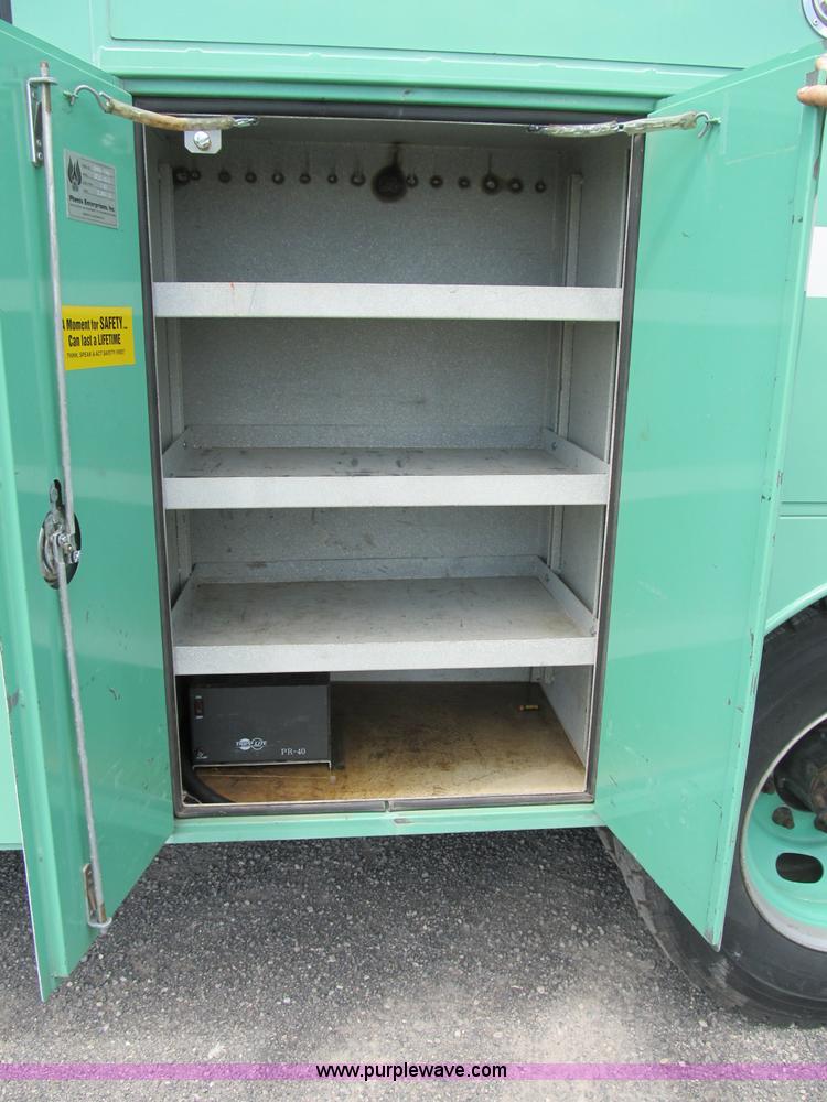 image for item B2740 1995 Ford F800 extended cab utility transport truck