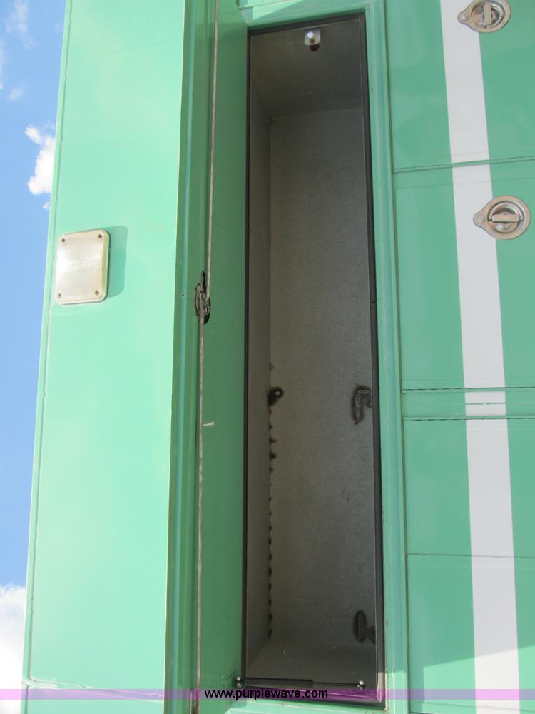 image for item B2740 1995 Ford F800 extended cab utility transport truck