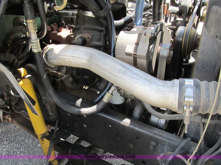 image for item B2740 1995 Ford F800 extended cab utility transport truck