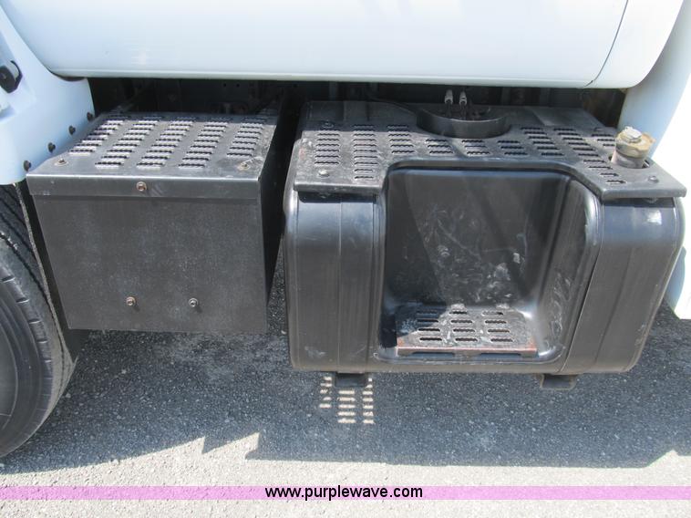 image for item B2741 1994 Chevrolet Kodiak utility truck