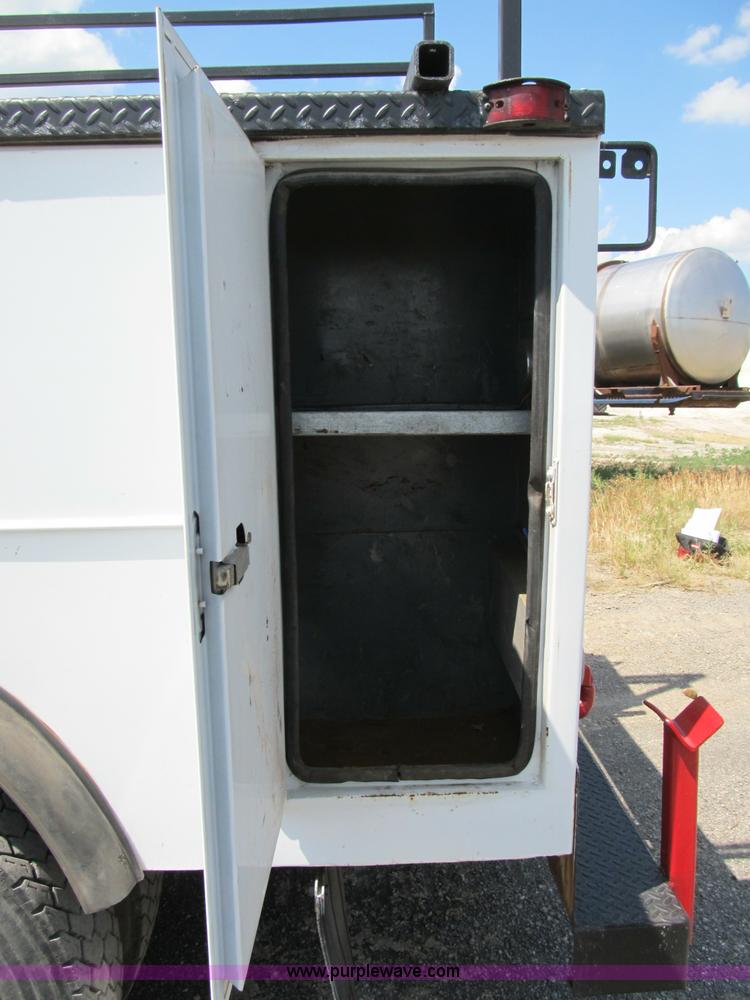 image for item B2741 1994 Chevrolet Kodiak utility truck