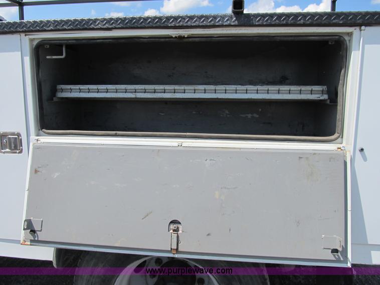 image for item B2741 1994 Chevrolet Kodiak utility truck