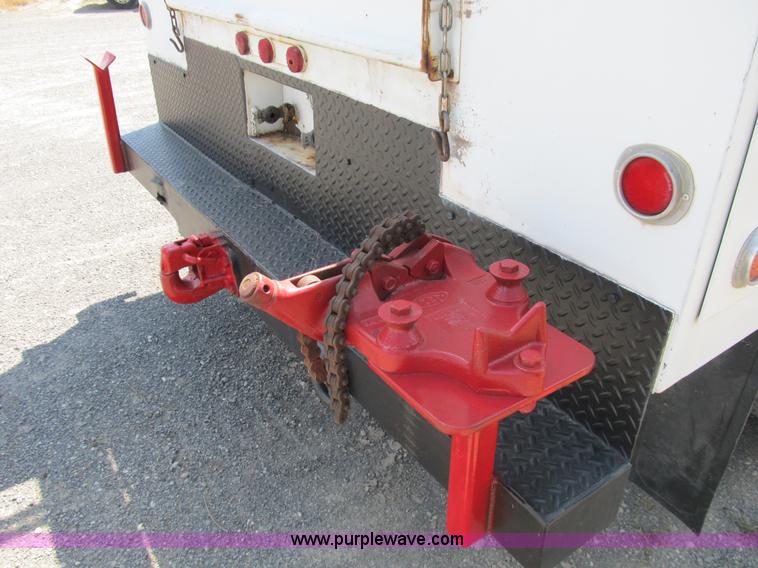 image for item B2741 1994 Chevrolet Kodiak utility truck