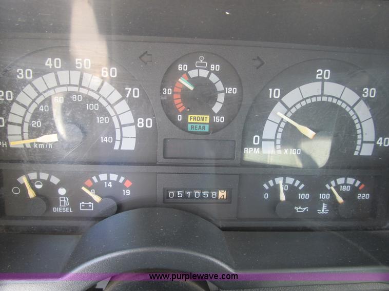 image for item B2741 1994 Chevrolet Kodiak utility truck