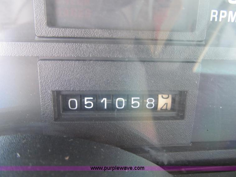 image for item B2741 1994 Chevrolet Kodiak utility truck